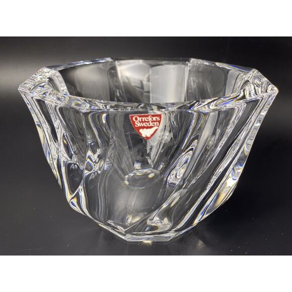 Orrefors Residence Crystal Bowl Designed by Olle Alberius Approximately 5”x 3.5” - Picture 1 of 12